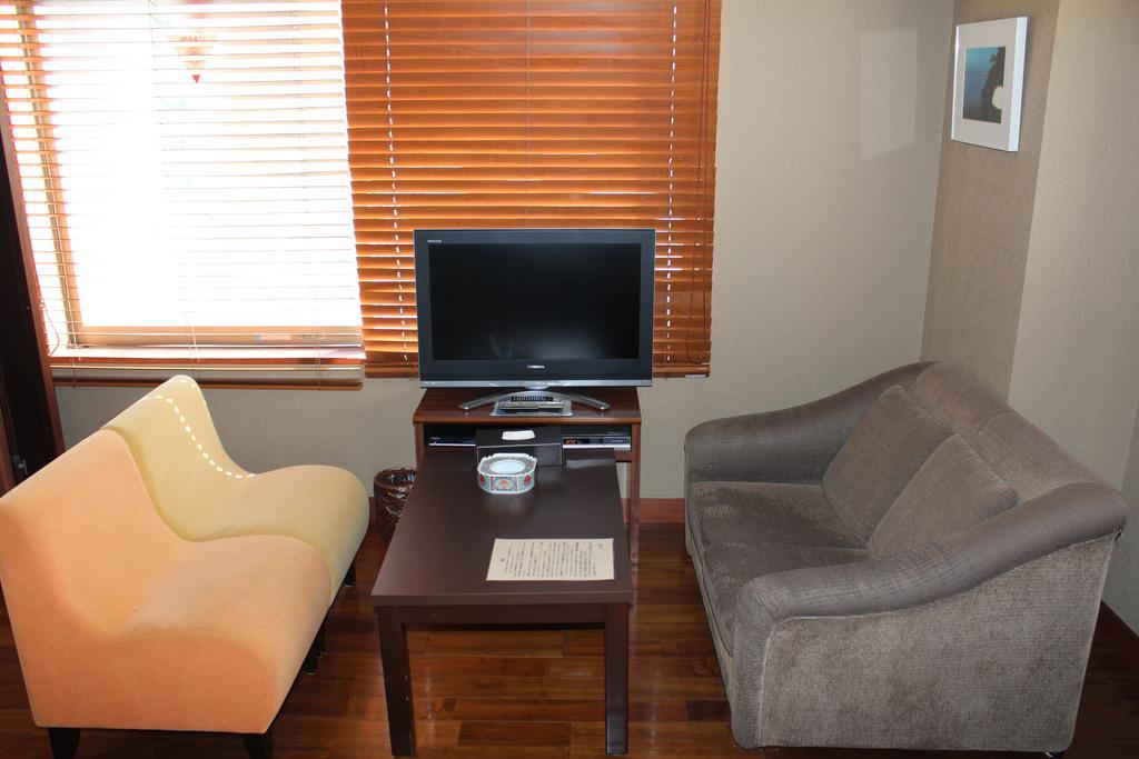 פוג'יסאווה Hotel Saika מראה חיצוני תמונה
