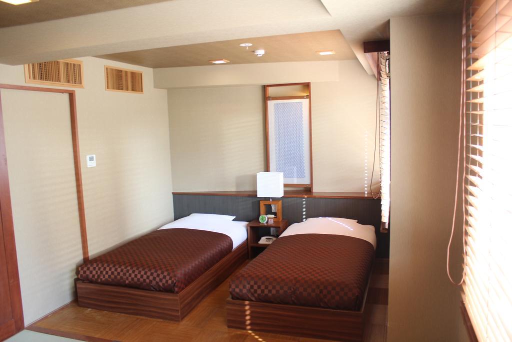 פוג'יסאווה Hotel Saika מראה חיצוני תמונה